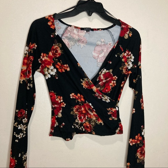 Floral Crop Top - Picture 1 of 3